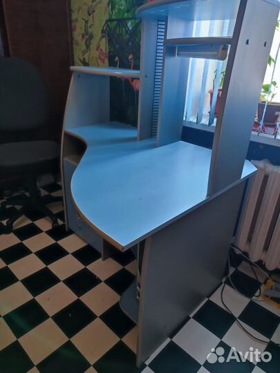 Компьютерный стол