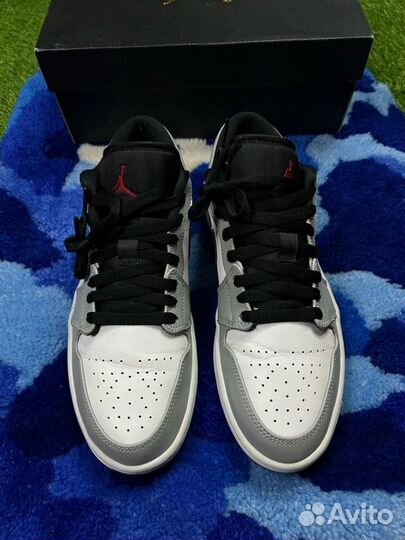 Air Jordan 1 Low Light Smoke Grey