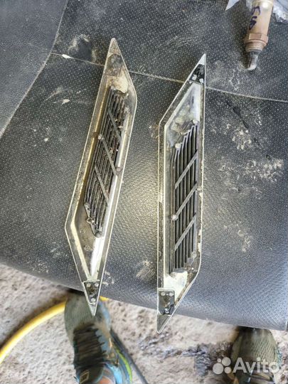 Вставки на крылья cadillac cts 2