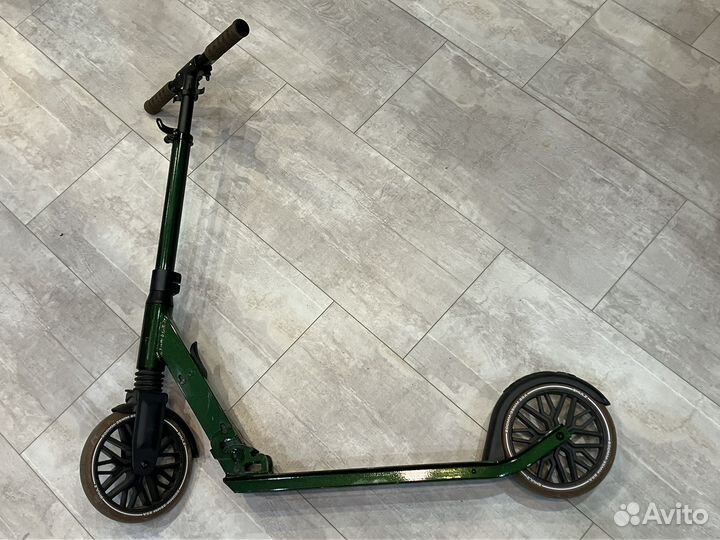 Самокат взрослый Shulz 200