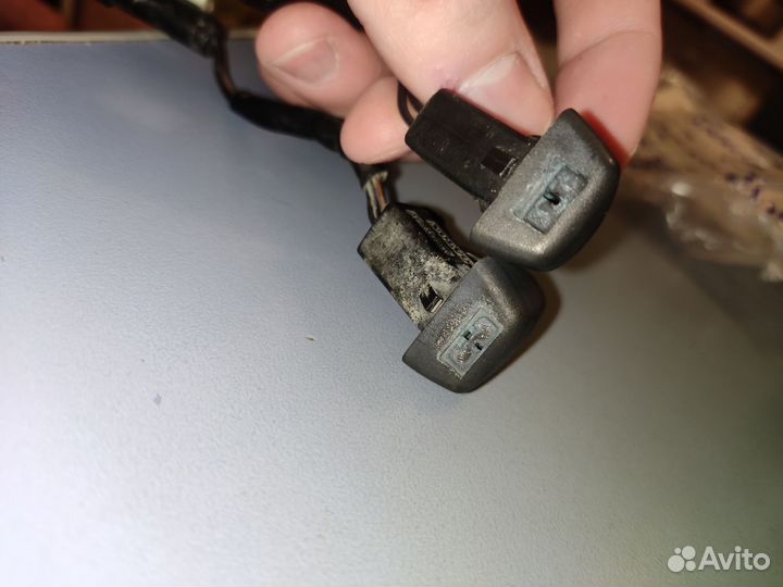 Форсунки омывателя лобового стекла Volvo