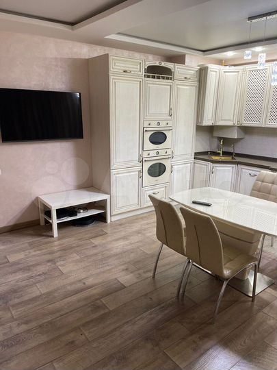 3-к. квартира, 110 м², 3/5 эт.