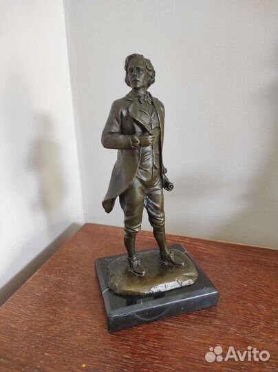 Бронзовая статуэтка Шопен