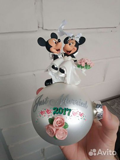 Новогодний свадебный шар на ёлку Mickey & Minnie