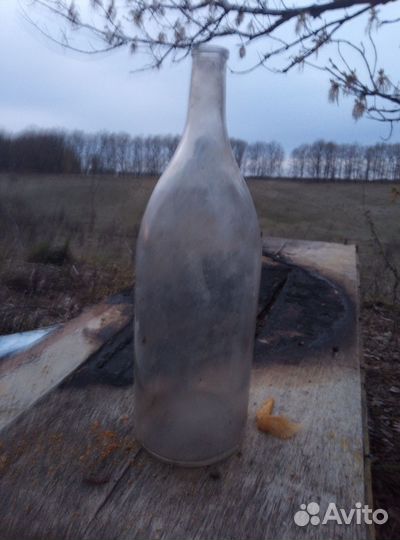 Бутыль четверть