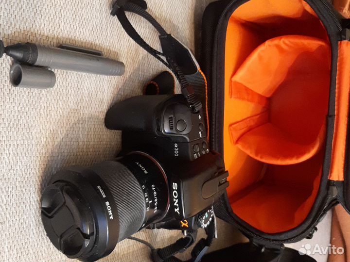 Фотоаппарат и вспышка sony