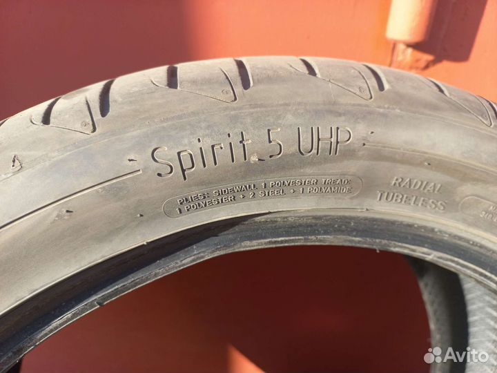 Esa-Tecar Spirit 5 UHP 225/45 R17 94Y