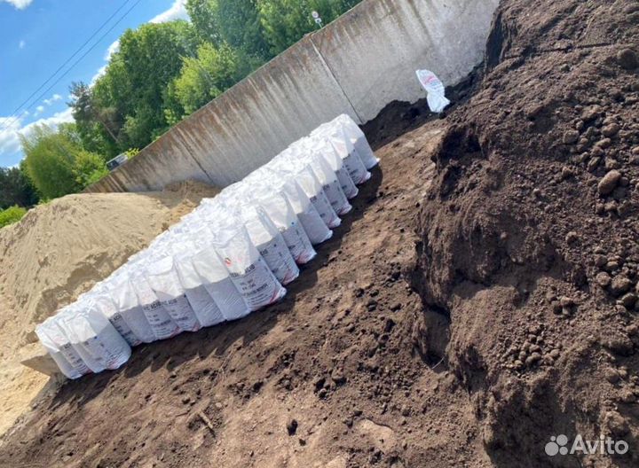 Чернозем в мешках и навалом