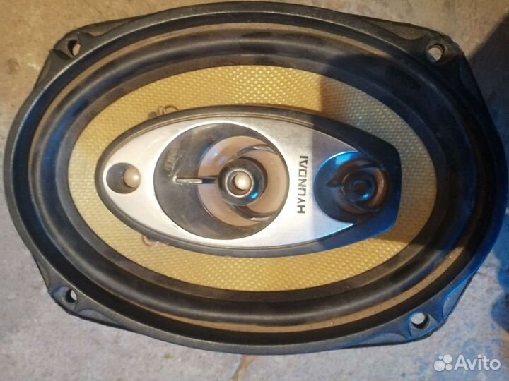 Акустическая колонка Hyundai