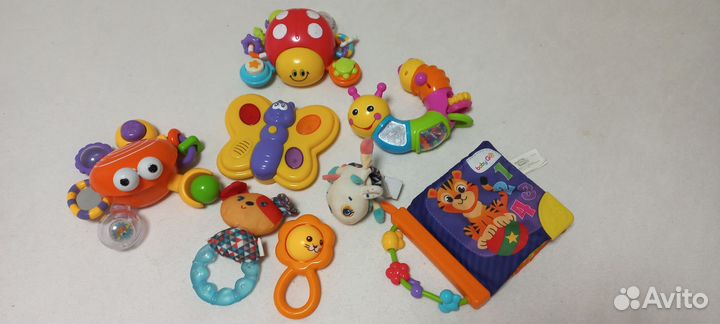 Развивающие игрушки, погремушки