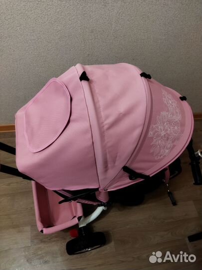 Детский трехколесный велосипед коляска