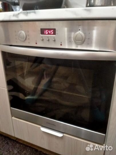 Духовой шкаф electrolux