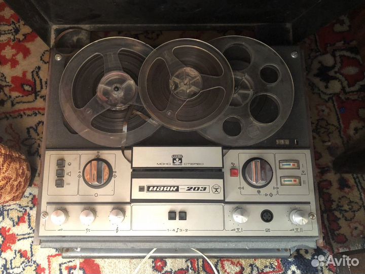 Катушечный магнитофон Маяк-203