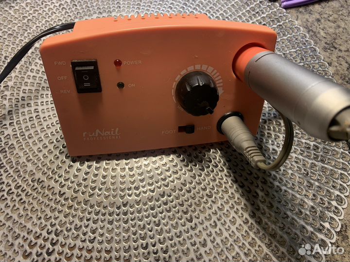 Машинка для маникюра и педикюра