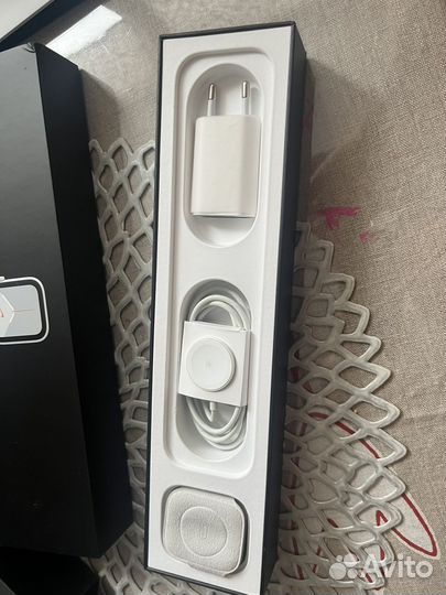 Часы apple watch 5 44 mm nike