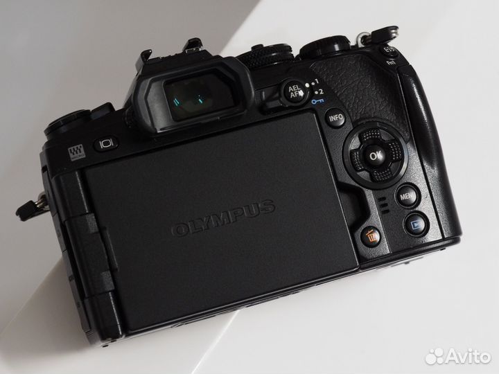 Olympus OM-D E-M1 Mark II