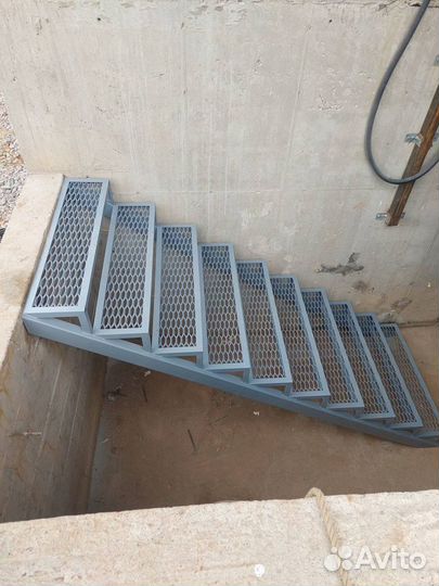 Крыльцо - лестница