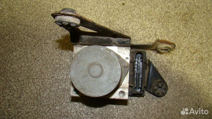 Блок ABS (насос) Renault Megane 2