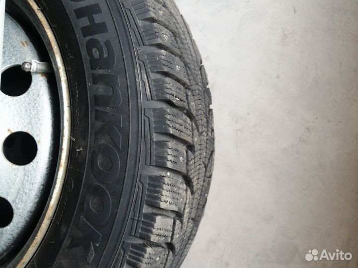 Hankook Winter i'Pike X W429A 195/65 R15 95