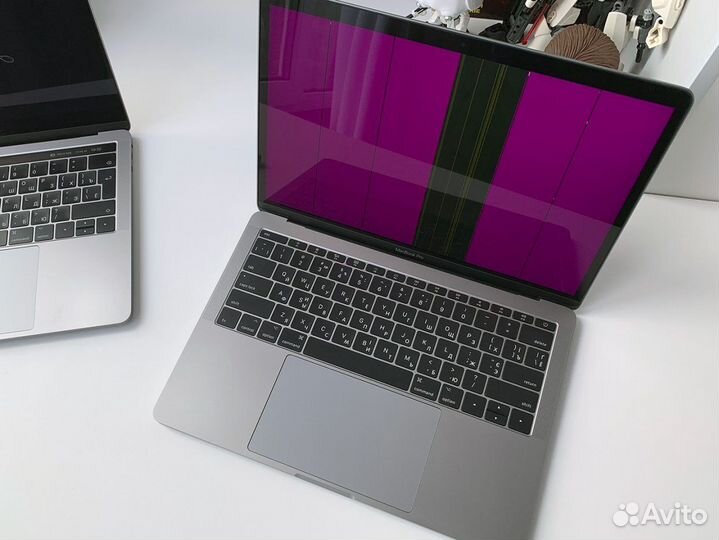 Замена матрицы MacBook Air, Pro 12, 13, 15, 16