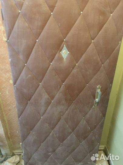 Дверь металлическая с коробкой