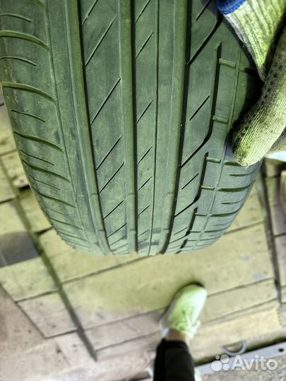 Bridgestone Turanza T001 225/55 R17