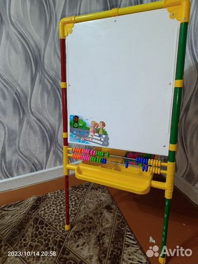 Детский мольберт магнитный двухсторонний