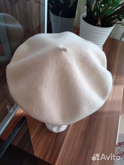 Берет фетровый женский