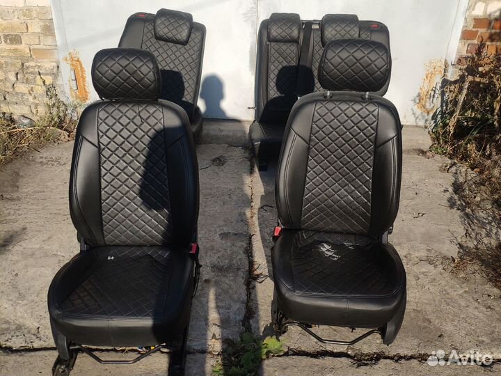 Комплект сидений Мондео 4 2008г