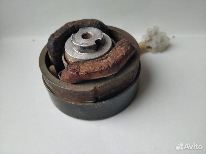 Электромотор для оконного (форточного) вентилятора