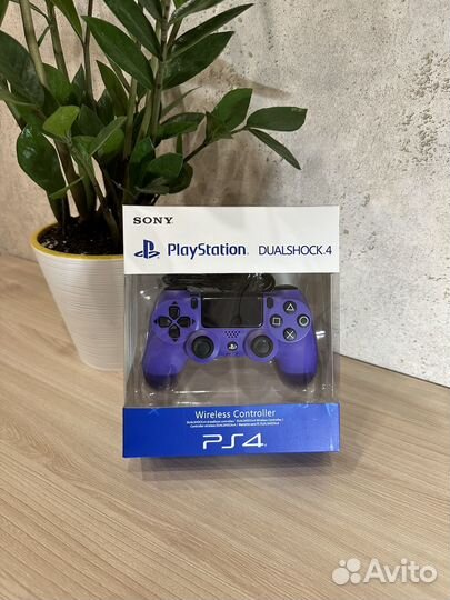 Новый джойстик Sony PS4