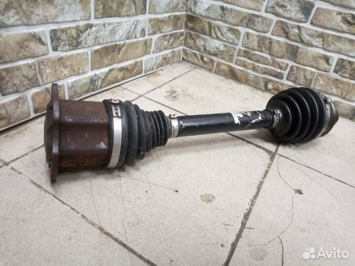 Привод передний Audi A4 B8 2012