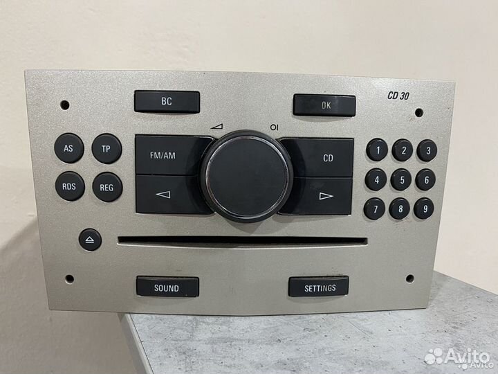 Штатная магнитола Opel Astra H