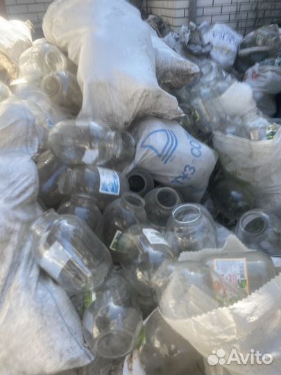 Банки 3 х литровые на закрутки много