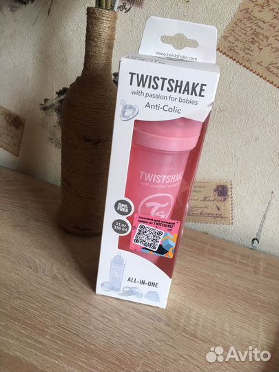 Бутылка с соской Twistshake L