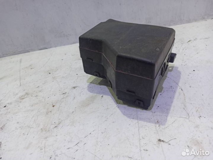 Блок предохранителей 30807014