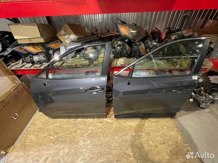 Передняя левая дверь Тойота Рав 4 50 кузов