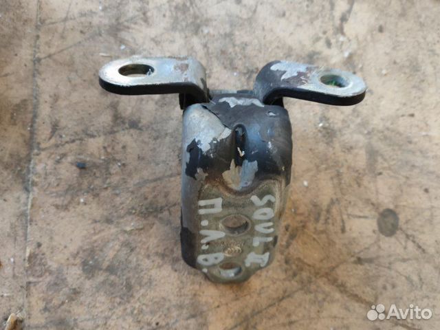 Петля двери верхняя передняя левая Kia Soul 2