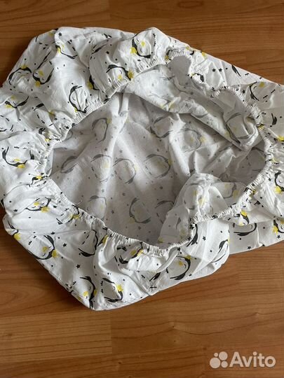 Простынь на резинке на детский матрац