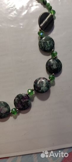 Комплект из натуральных камней цоизит