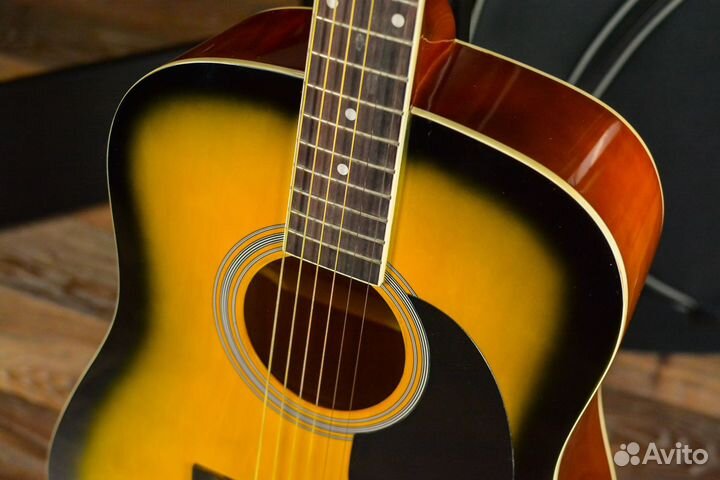 Акустическая гитара Martinez + Аксессуары