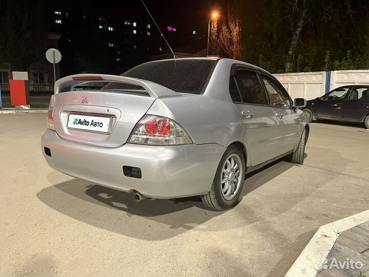 Mitsubishi Lancer 2.0 МТ, 2004, 89 000 км