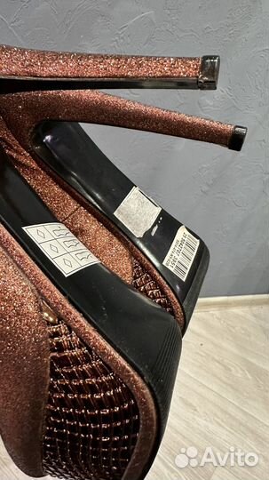 Туфли женские, стрипы 39,5 размер