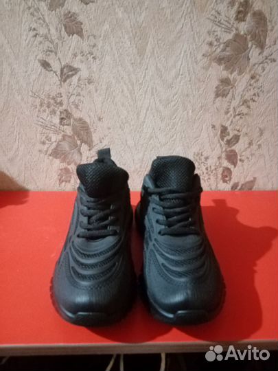 Кроссовки на мальчика 35 размер