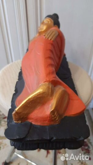 Статуэтка большой Будда. Дерево