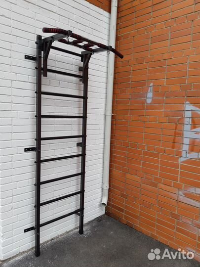 Шведская стенка черно-серая