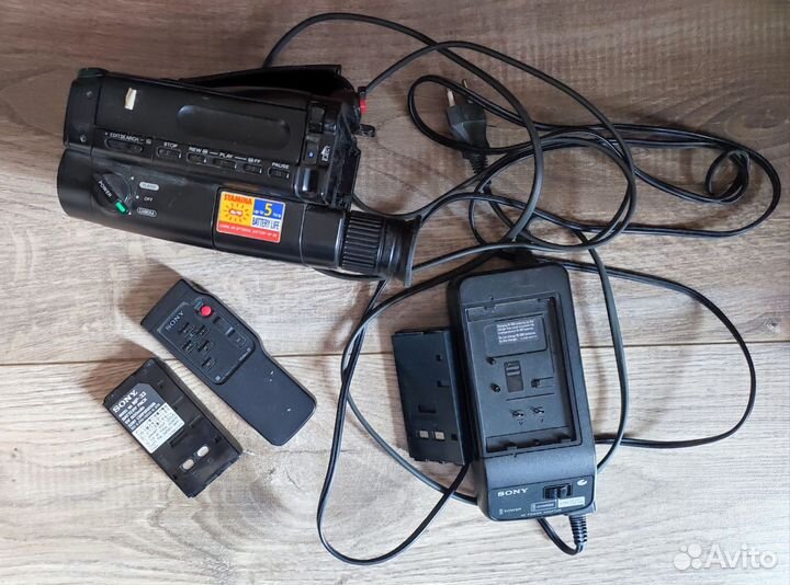 Видеокамера sony handycam CCD-TR420E