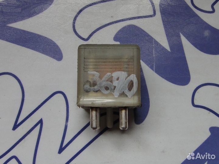 Блок (реле) стеклоподъемников Mercedes W463 G-clas