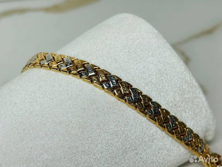 Золотой браслетВeс: 10,98 гp