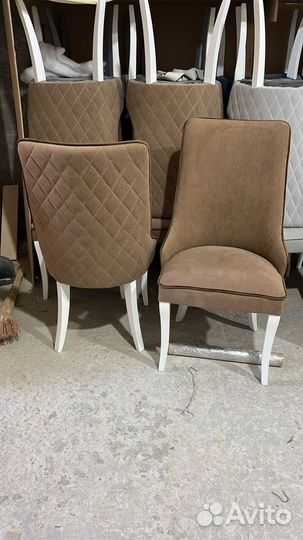 Мягкие стулья